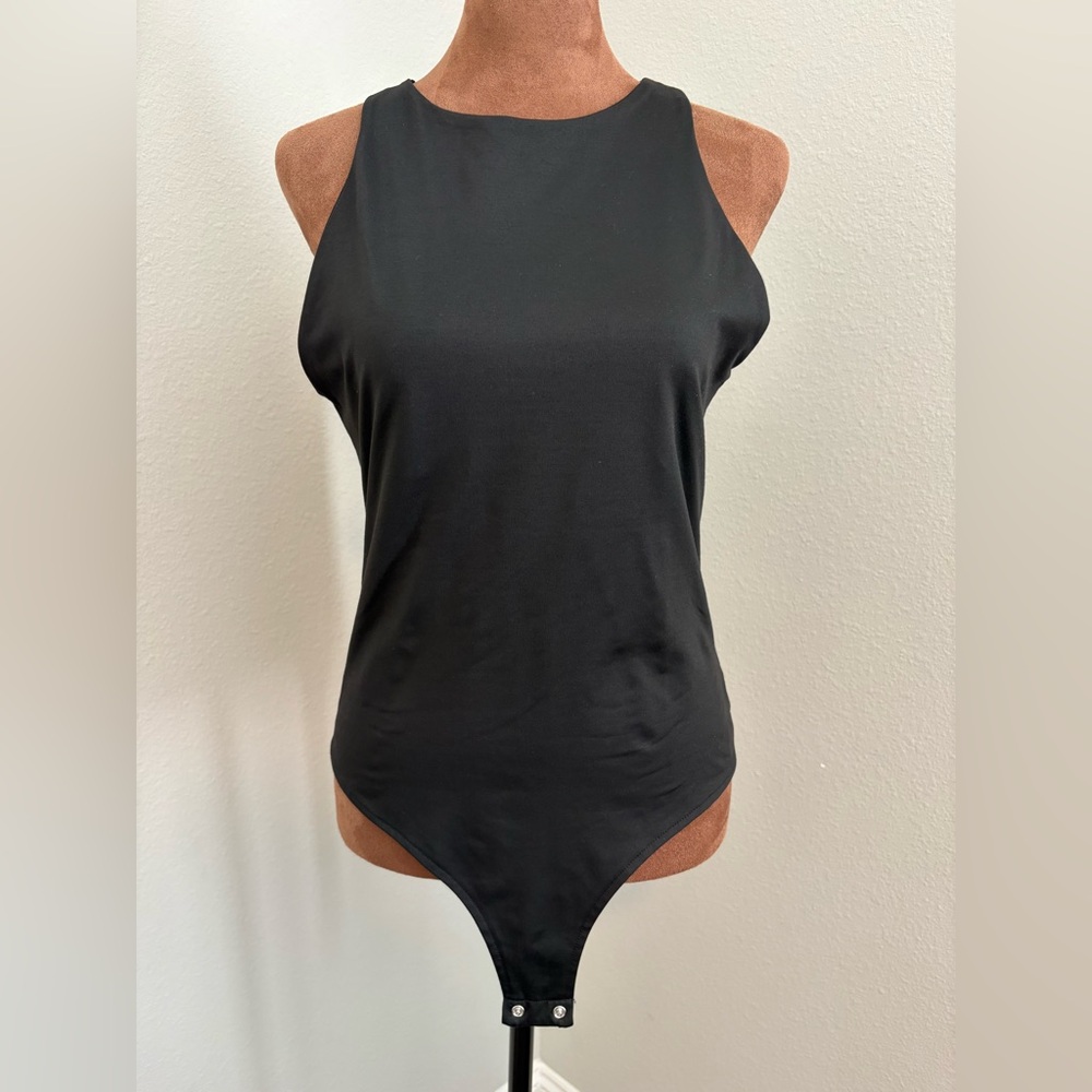Reoria Black Sleeveless Bodysuit